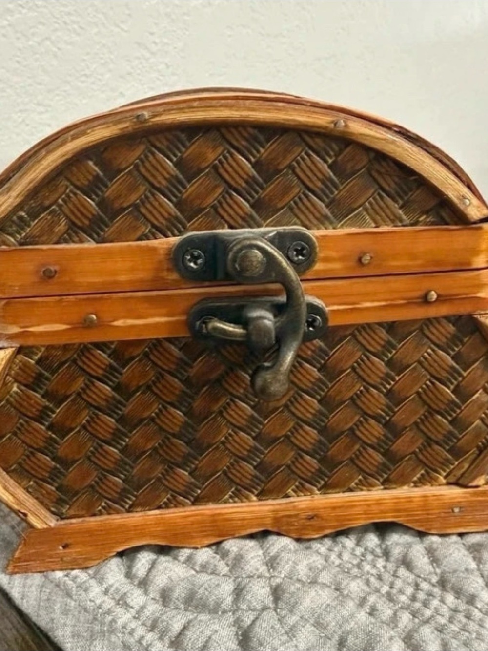Source Unknown Woven Wood Chest in Brown with Brass-Tone Latch